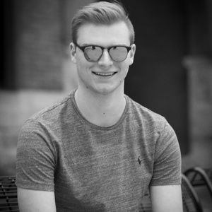 Meet your Posher, Dominic